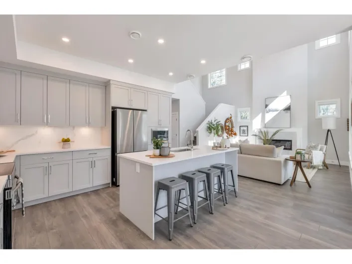 1997 SPARROW HAWK PLACE|Mt Woodside, Agassiz
