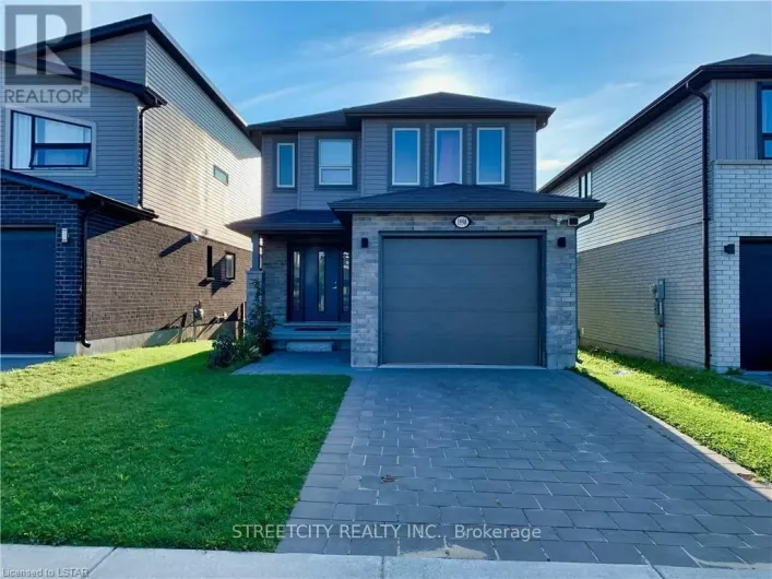 1998 FOXRIDGE CRESCENT, London North