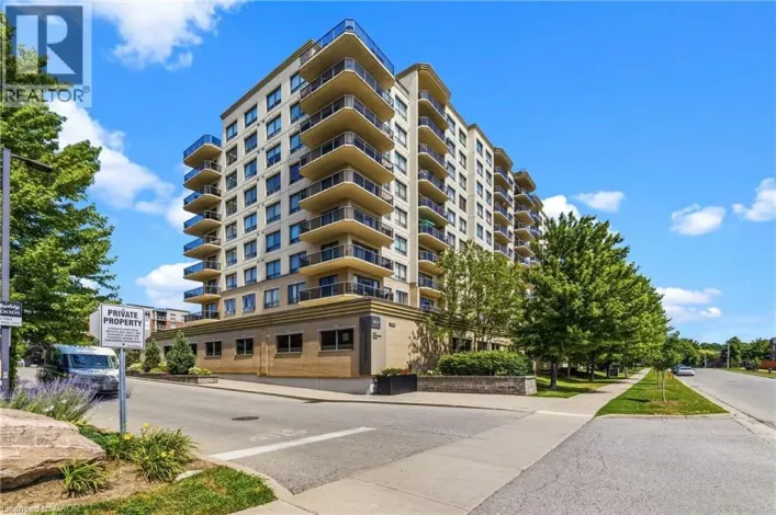 1998 IRONSTONE Drive Unit# 809, Burlington