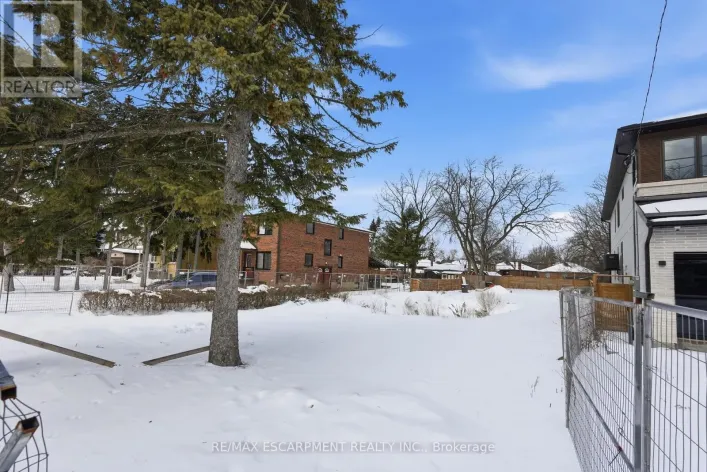 19A BROADVIEW AVENUE, Mississauga