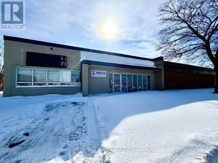 1A - 5 RACINE ROAD, Toronto