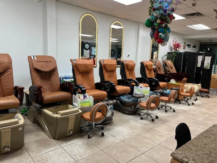 1A 9965 152 STREET, Surrey