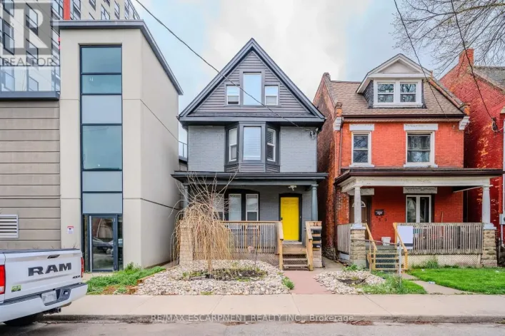1-LOWER LVL - 74 CATHCART STREET, Hamilton