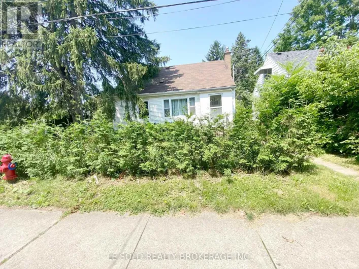 1ST FLOOR ROOM - 112 LELAND STREET, Hamilton