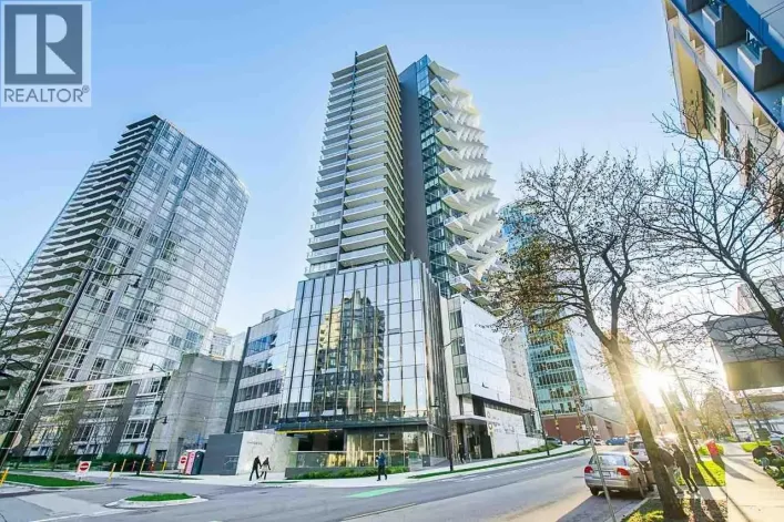 1X05 620 CARDERO STREET, Vancouver