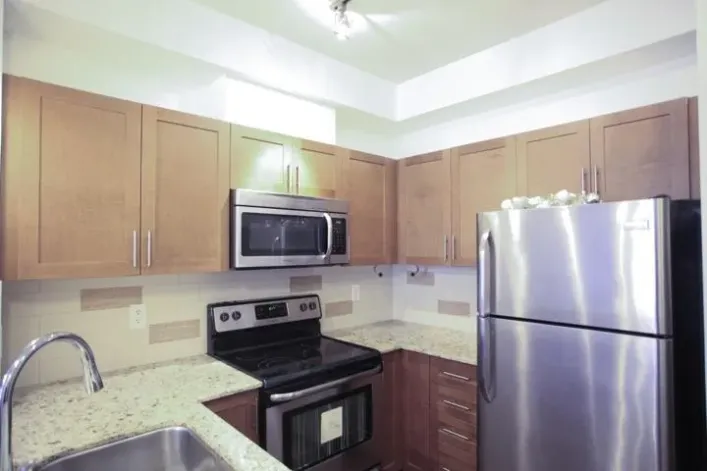 1XX 13468 KING GEORGE BOULEVARD, Surrey