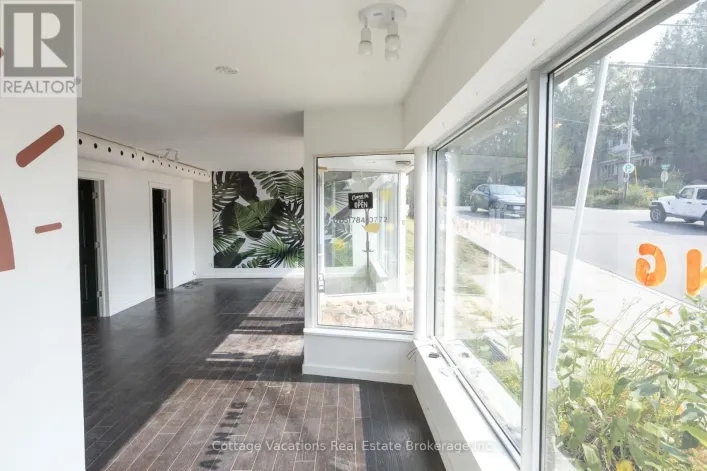 2 - 10 BRUNEL ROAD, Huntsville