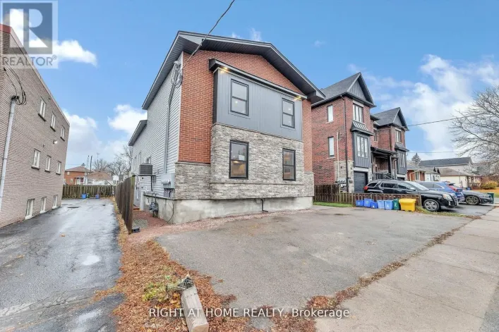 2 - 100 CROMWELL AVENUE, Oshawa