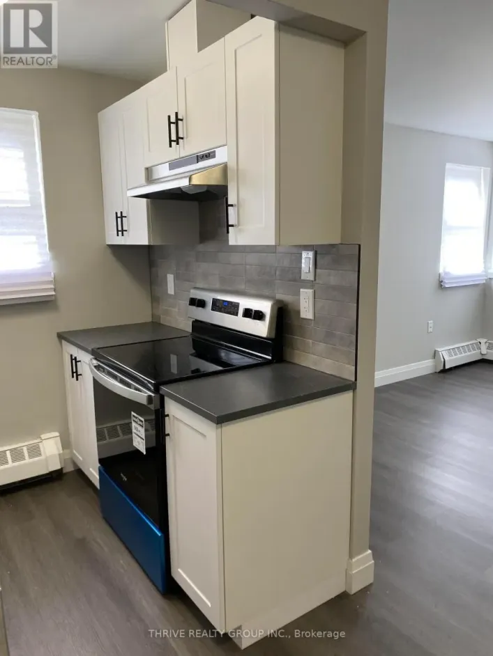 2 - 106 KING EDWARD AVENUE, London South