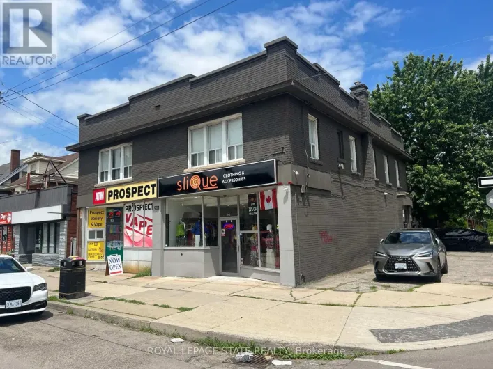 2 - 132 PROSPECT STREET S, Hamilton