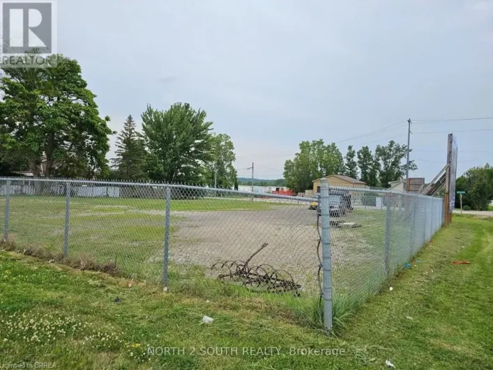 2 - 1324 COLBORNE STREET E, Brantford