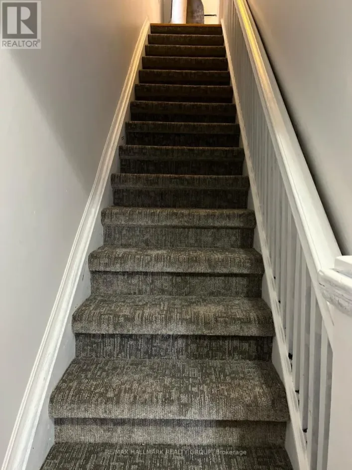 2 - 133 SPADINA AVENUE, Ottawa