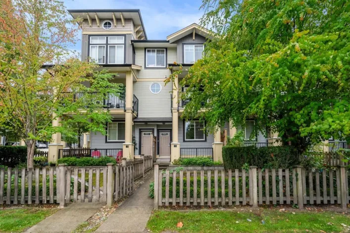 2 13886 62 AVENUE, Surrey