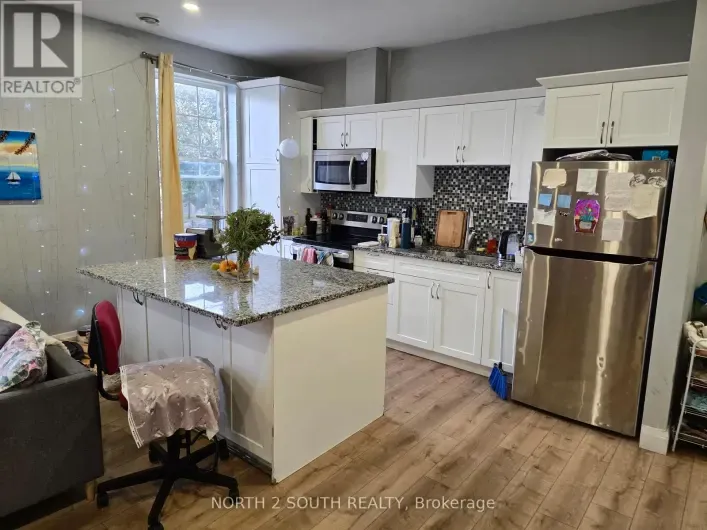 2 - 140 MURRAY STREET, Brantford