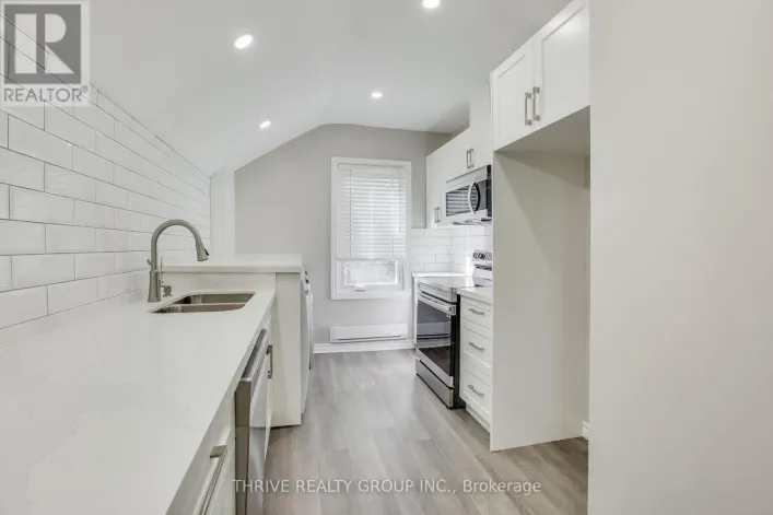 2 - 140 WELLINGTON STREET, London East