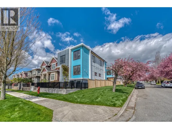 2 1495 E 58TH AVENUE, Vancouver