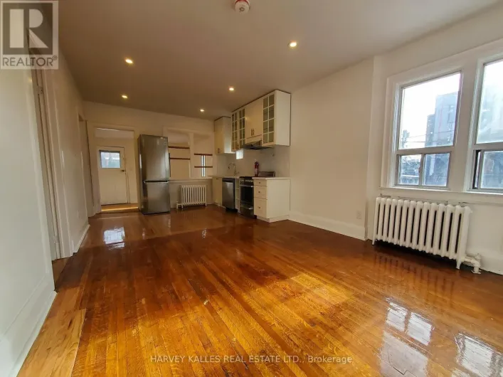 Other for rent: 2 - 15 ALBERTA AVENUE, Toronto
