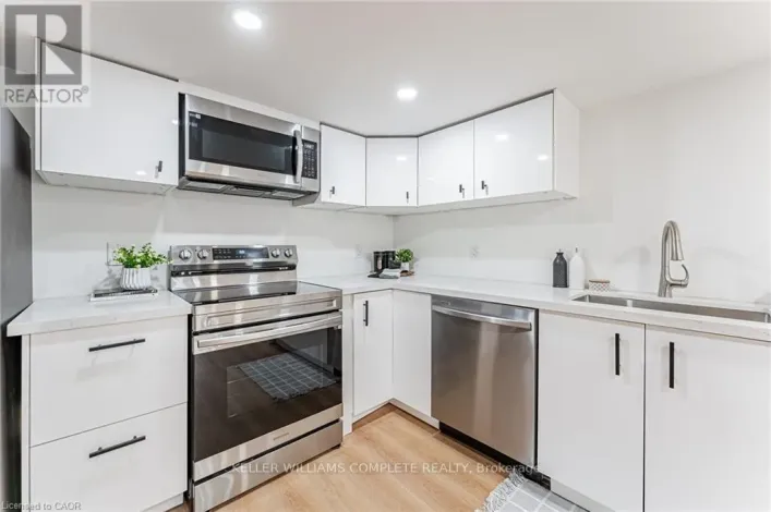 2 - 15 BARNESDALE AVENUE N, Hamilton