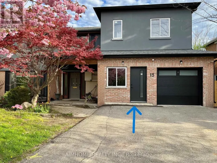 2 - 15 WADDINGTON CRESCENT, Toronto