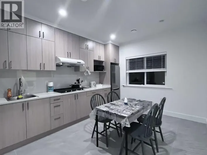 2 1538 E 61 AVENUE, Vancouver