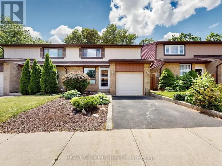 2 - 1580 LANCASTER DRIVE, Oakville