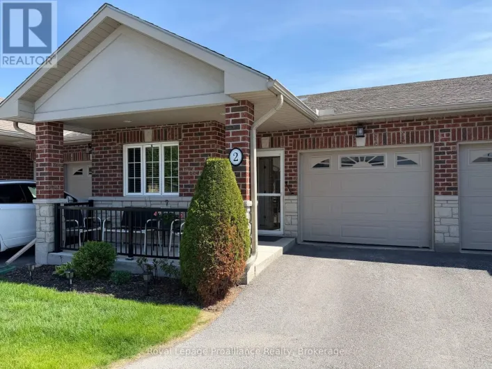 2 - 16 LANE AVENUE, Belleville