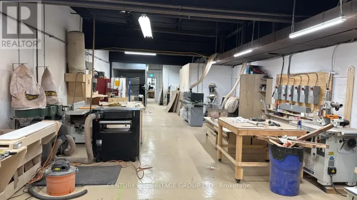 2 - 1700 BRAMPTON STREET N, Hamilton