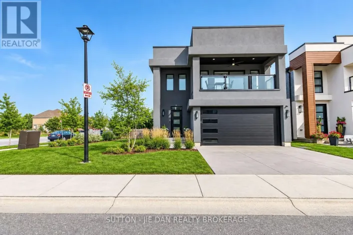 2 - 1820 CANVAS WAY, London North