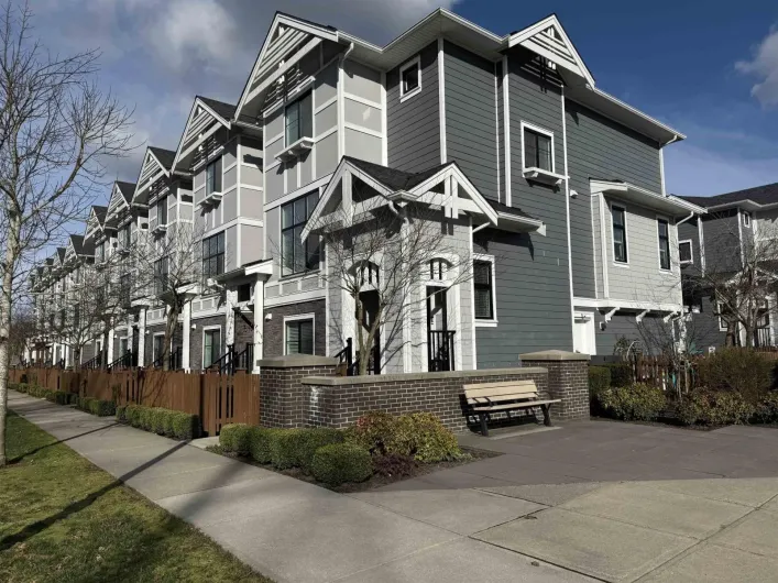 2 19133 73 AVENUE, Surrey