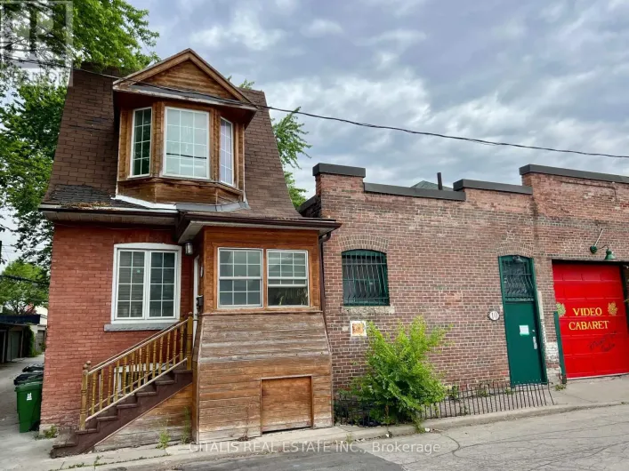 2 - 2 BUSY STREET, Toronto