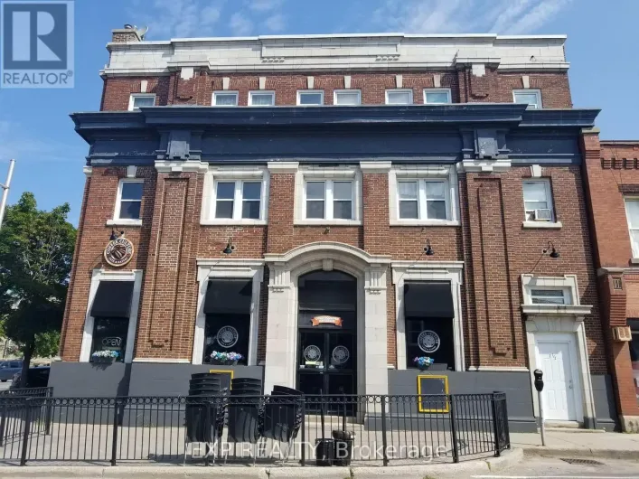 2 - 2 RUSSELL STREET E, Smiths Falls