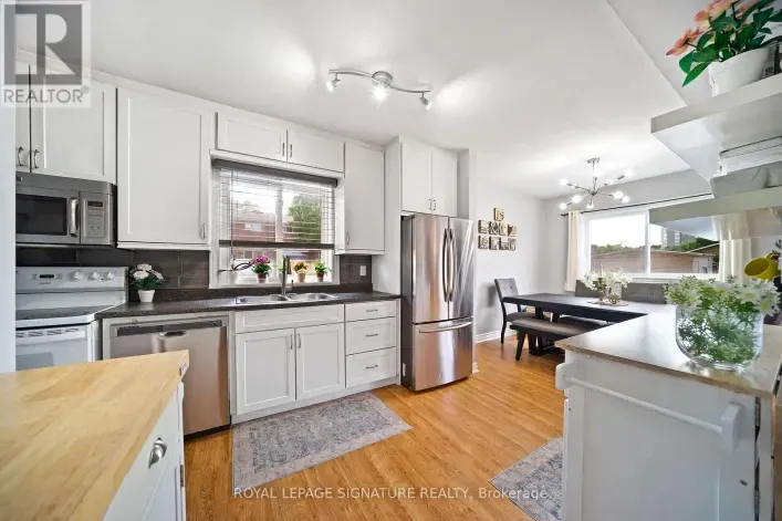 2 - 2027 BLUEFIELDS DRIVE, Burlington