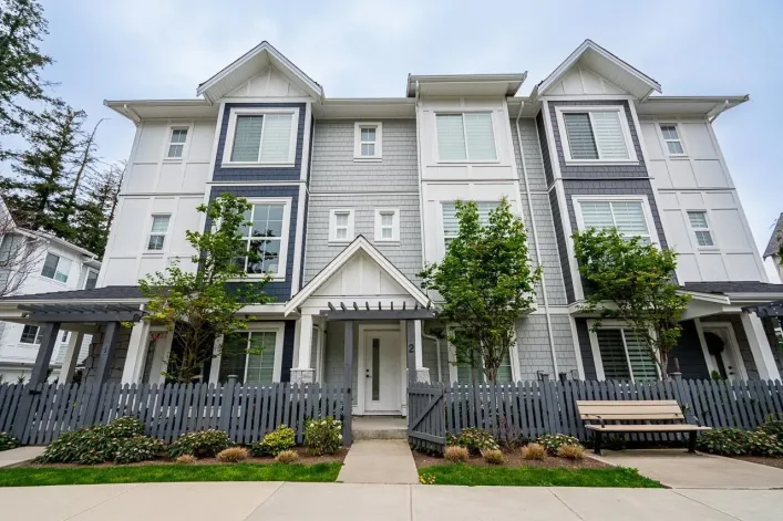 2 20321 80 AVENUE, Langley