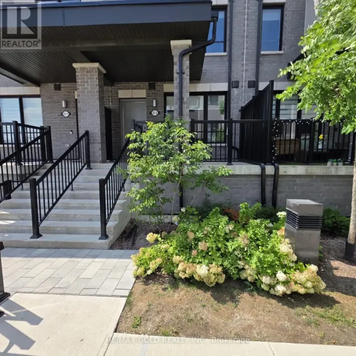 2 - 21 BAYNES WAY, Bradford West Gwillimbury