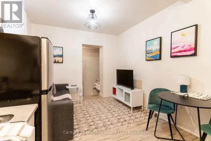 2 - 212 WILSON STREET, Hamilton