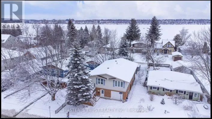 2 - 22 BRENNAN AVENUE, Barrie