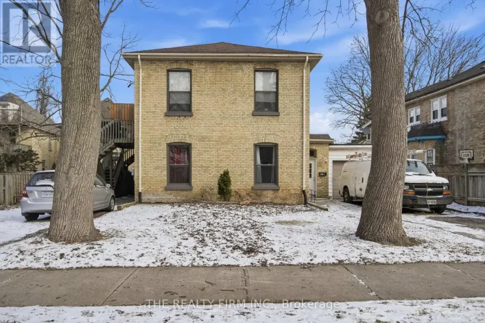 2 - 22 VICTOR STREET, London South