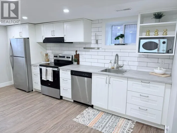 2 - 2207 TURNER ROAD, Windsor