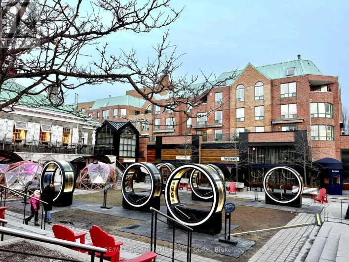 2 - 221 ROBINSON STREET, Oakville