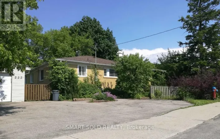 2 - 223 BROWNDALE CRES LOWER, Richmond Hill