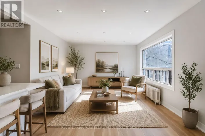 2 - 237 LAKESHORE ROAD E, Mississauga
