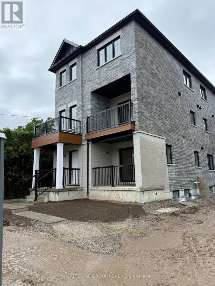 2 - 24 QUEEN STREET, Clarington