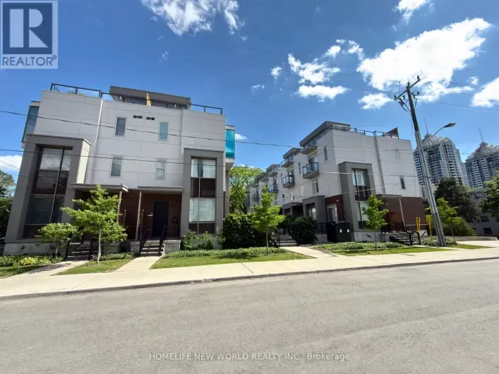 Row / Townhouse for sale: 2 - 25 DERVOCK CRESCENT, Toronto