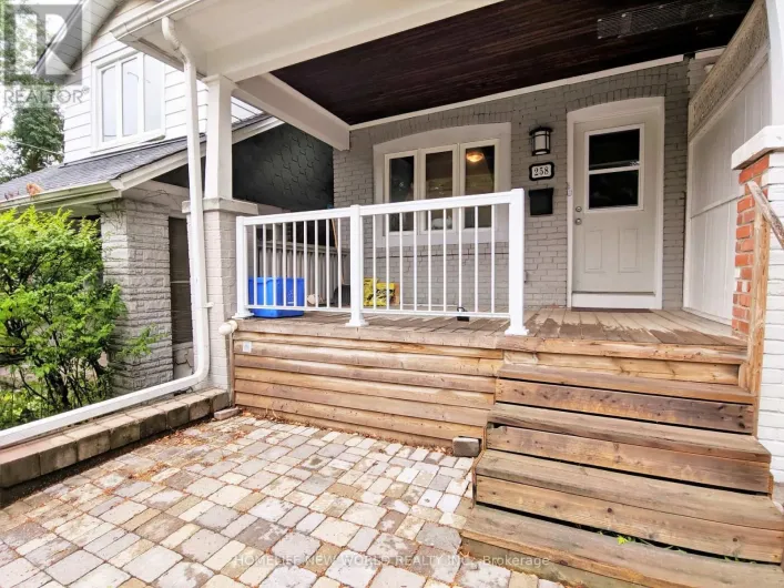 2 - 258 KENILWORTH AVENUE, Toronto