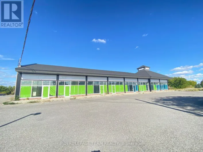 2 - 2808 DUNROBIN ROAD, Ottawa