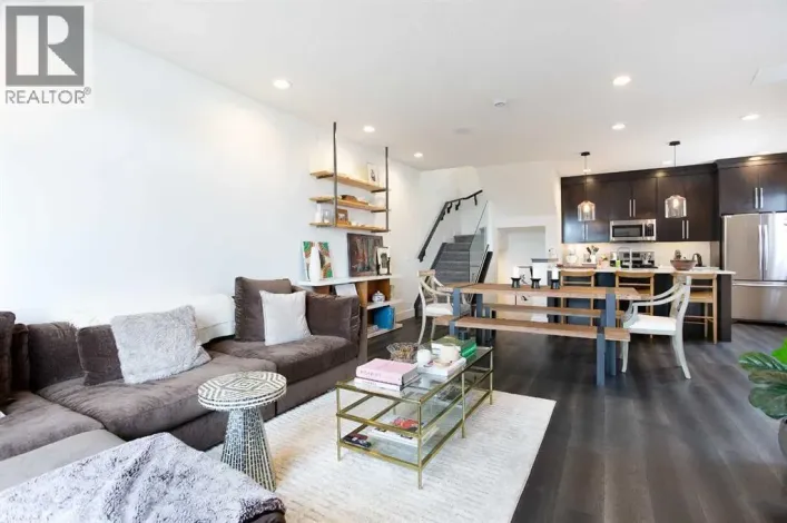 2, 2816 34 Street SW, Calgary