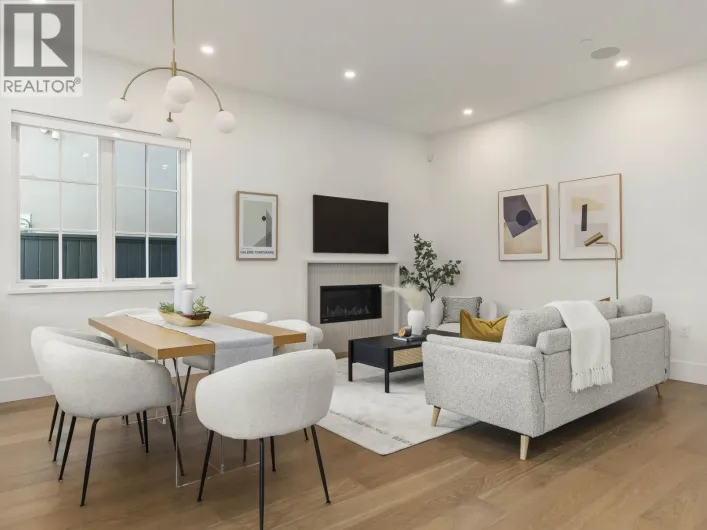 2 2848 W 19TH AVENUE, Vancouver
