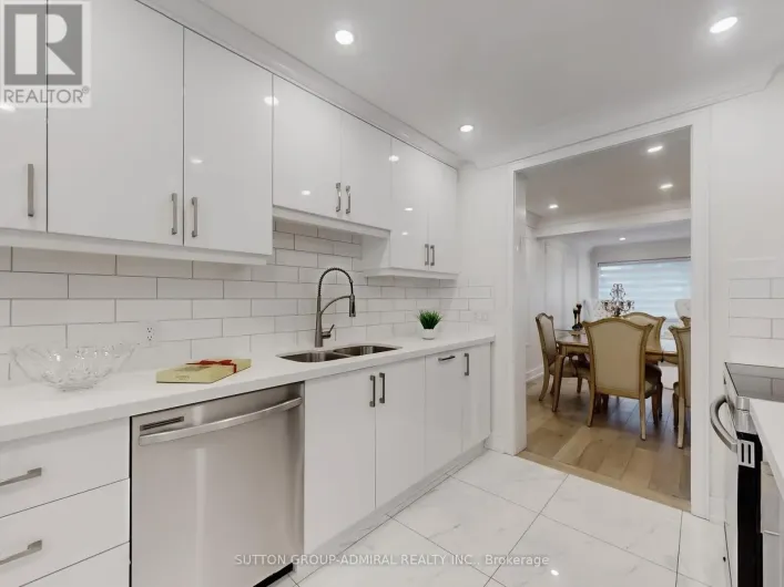 2 - 296 TORRESDALE AVENUE, Toronto