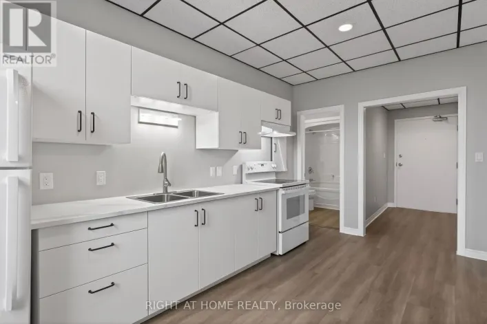 2 - 3 ST ANDREW STREET, Ingersoll