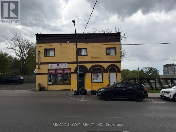 #2 - 323 COLBORNE STREET E, Brantford